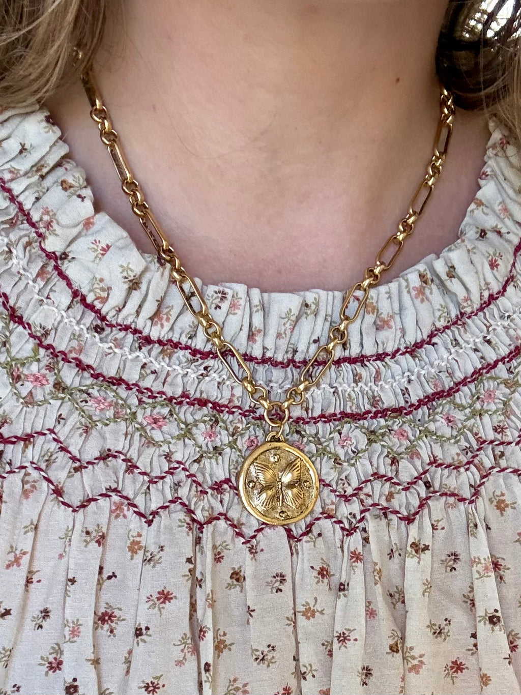 Chou Necklace