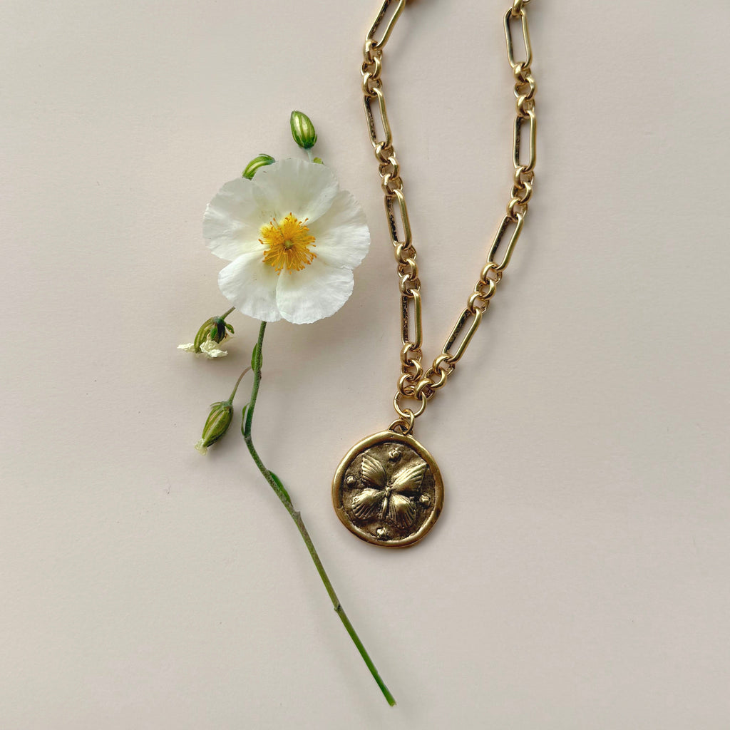 Chou Necklace